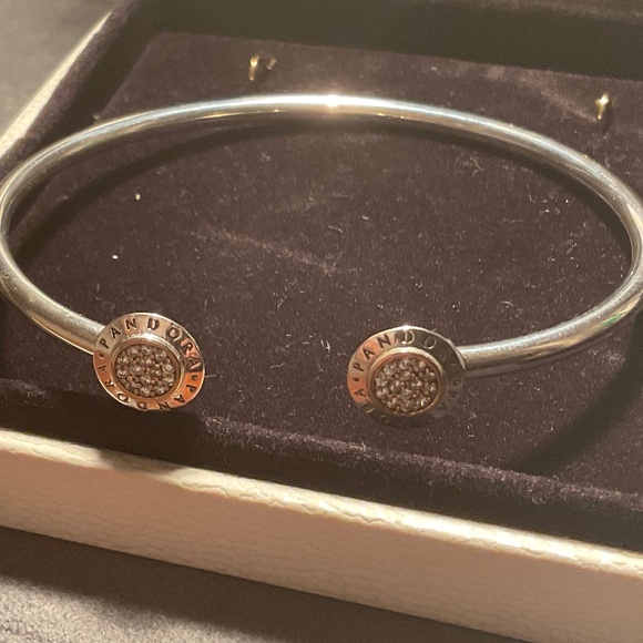 Pandora two tone logo bracelet 14k gold and silver - Picture 4 of 7